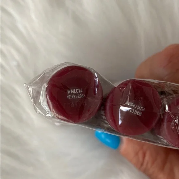 New 3 pack of NYX smooth whip Matte Lip  cream velvet robe - Picture 8 of 9
